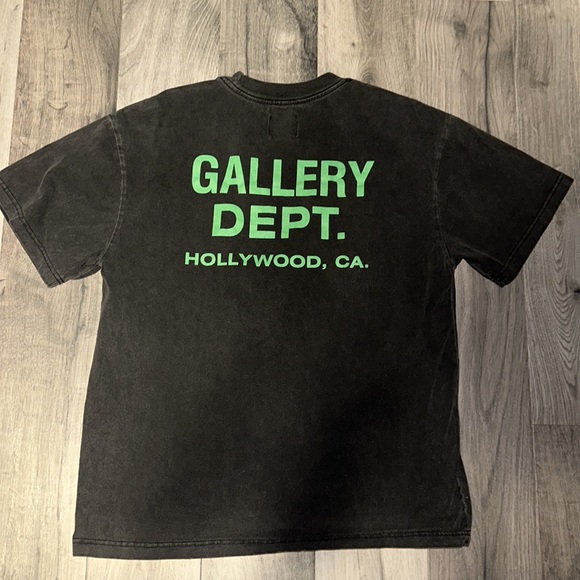 Gallery dept t shirt - Picture 2 of 3